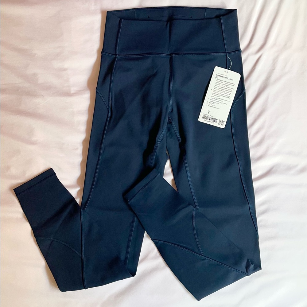 Lululemon In Movement Tight, NWT, Navy Blue Size 6, 28 inch Length